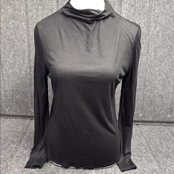 Banana Republic Black Fitted Long Sleeve Tee - Picture 3 of 5